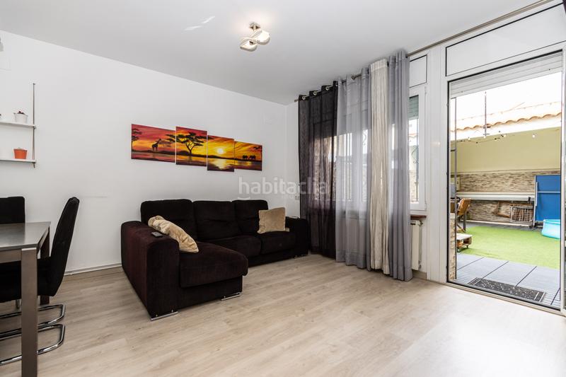 Foto f623621a-0bf2-487d-8309-30e598f8e84a. Casa en Ca n'Oriac Sabadell