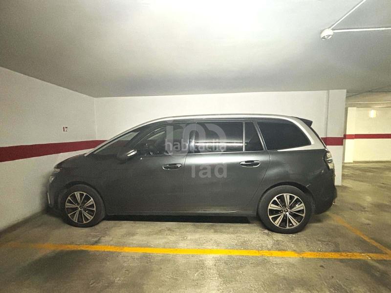 Foto 5b674f3f-8301-497e-a8ea-7931790d8bc5. Parking coche en Centro Urbano Dénia