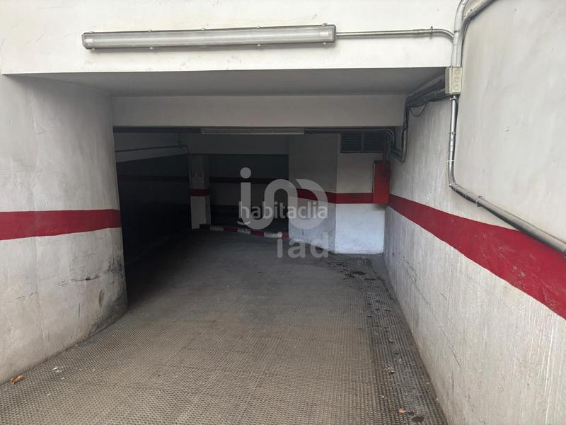 Foto 7bffdc30-7b7e-4a07-96b8-04cadf0ac73c. Parking coche en Centro Urbano Dénia