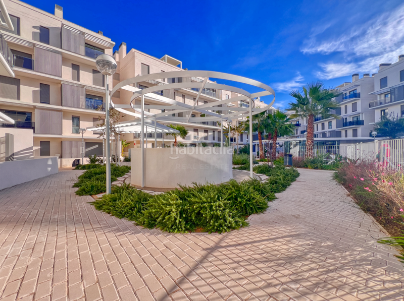 Foto 58b684f6-3873-4362-be48-0253e498b1e0. Lloguer àtic amb aparcament piscina a El Montgó Dénia