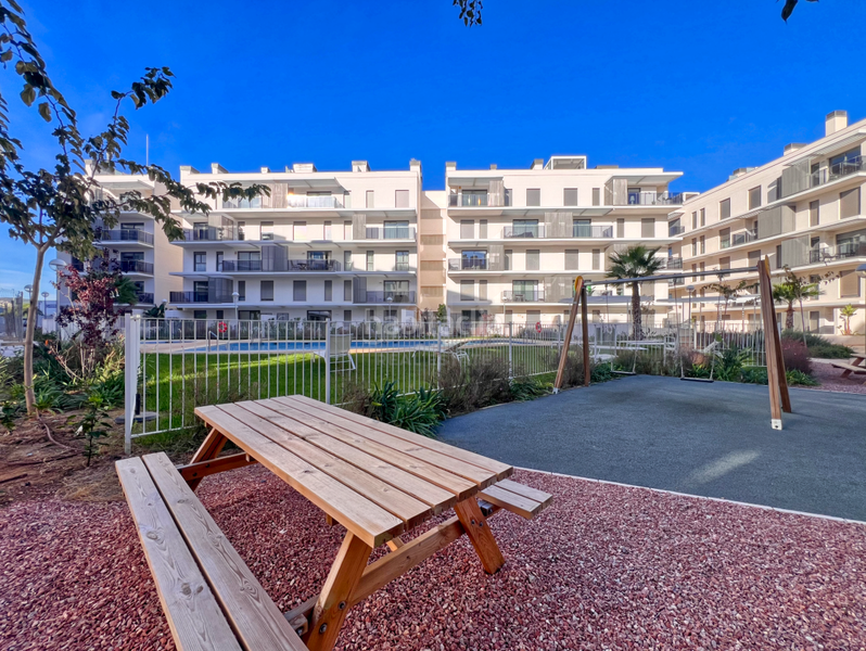 Foto 76515a20-13cf-4002-aa6e-b5841fb426d2. Lloguer àtic amb aparcament piscina a El Montgó Dénia