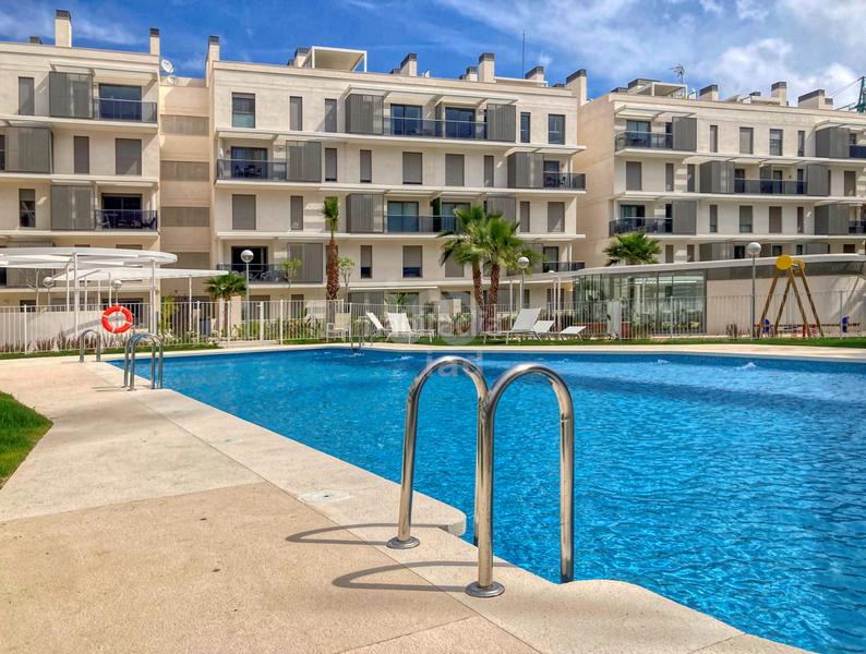 Foto d1be70ce-e416-43e9-a170-05819d1f7d79. Miete dachwohnung mit parking pool in El Montgó Dénia