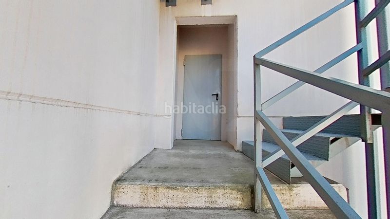Foto 0ad38420-4b11-407e-bae2-863bac8f5a31. Local comercial a Espluga de Francolí (L´)