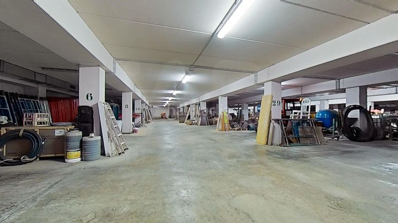 Foto 14cdd5c9-47d1-4eb2-ac45-77d54c4165e3. Local comercial a Espluga de Francolí (L´)