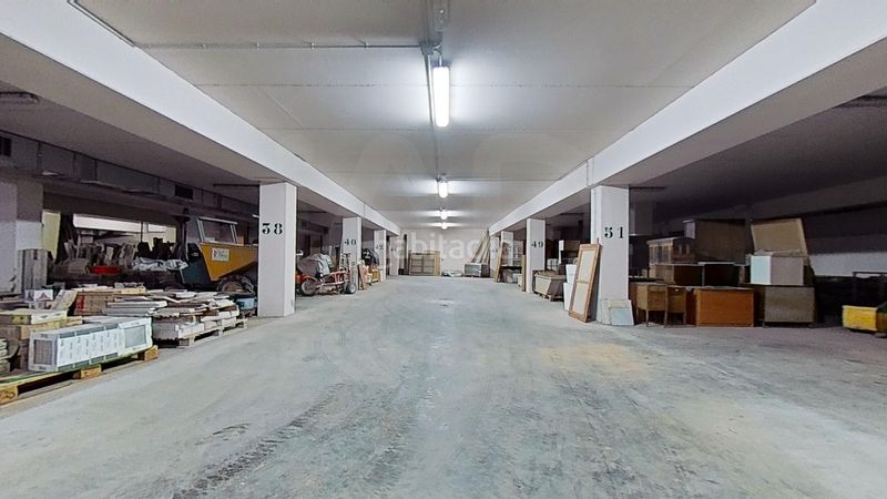 Foto 32afebe3-a985-4074-aec4-c92e9f14e251. Local comercial a Espluga de Francolí (L´)