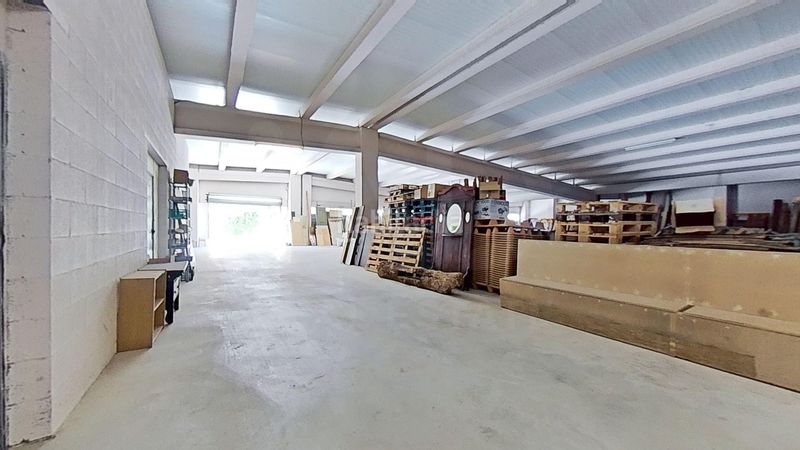 Foto 5f40d2b2-6695-42fc-b1e1-e72593ef8762. Local comercial a Espluga de Francolí (L´)