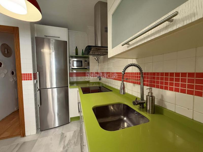 Foto 77e8792c-92f2-450f-af06-6c52ced05393. Flat with heating parking in Lepe