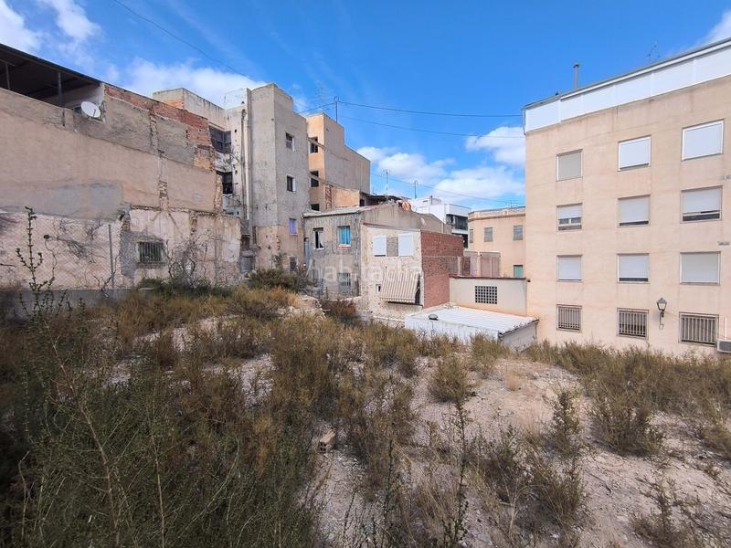 Foto 3d566761-ecee-4c52-b441-dafbe77b611d. Wohngrundstück in Crevillente