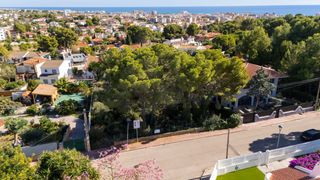 Wohngrundstück in Avenida mediterrania 90 90