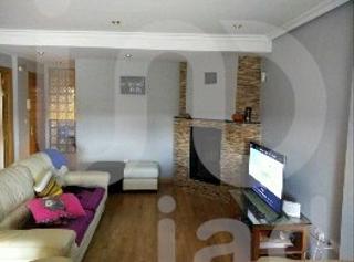 Chalet in Cuadros