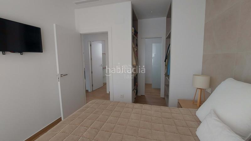 Foto 272f8775-bf5d-4e47-9283-ba59385a7976. Xalet amb calefacció aparcament piscina a Pueblo Español-Coveta Fumá Campello (el)