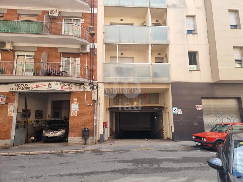 Foto 20e640d1-b58d-4ce4-8ceb-ec3d385e576a. Parking voiture dans Centre Reus
