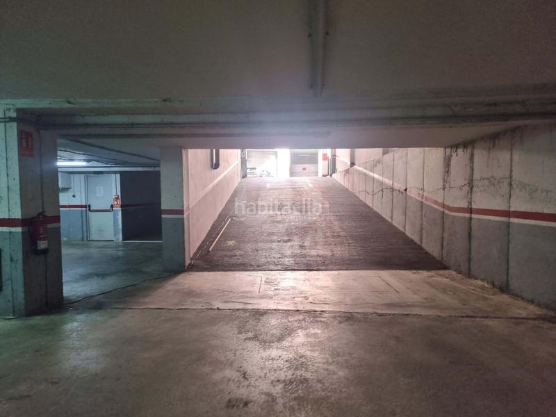 Foto 38b1a090-e296-49ae-bb09-048e81be2c2b. Parking voiture dans Centre Reus