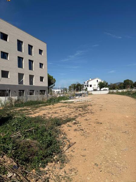 Foto e95a74d0-1a2b-40b5-9541-697a653a43a1. Terrain résidentiel dans Franqueses del Vallès (Les)