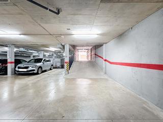 Parking coche en Calle navarra 82 82