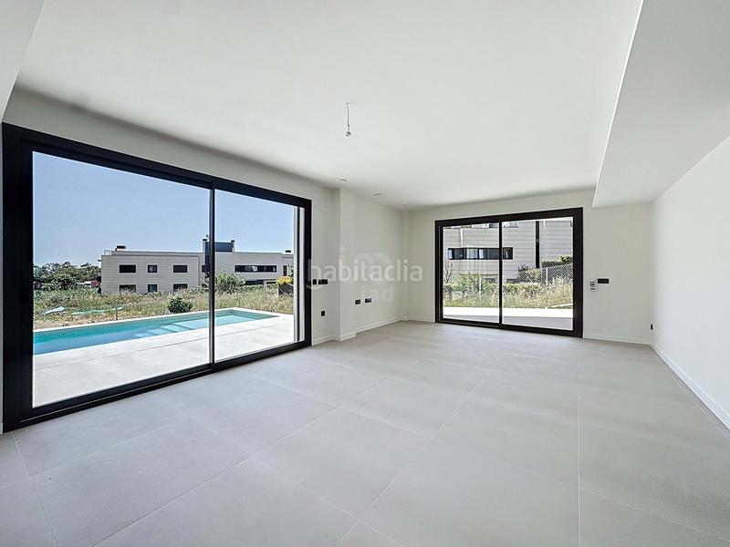 Foto b562d8db-ab57-409b-bc5f-97e1e0c05168. Casa amb calefacció aparcament a Teià