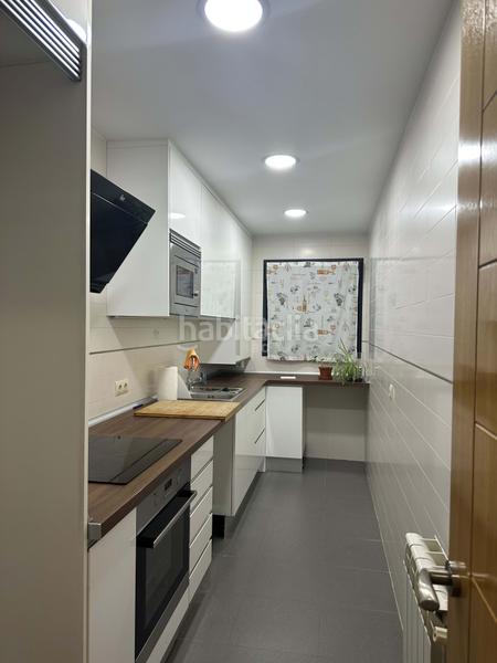 Foto d5365482-d310-41b5-90fe-e65174329e0b. Flat with heating parking pool in Los Barreros Seseña