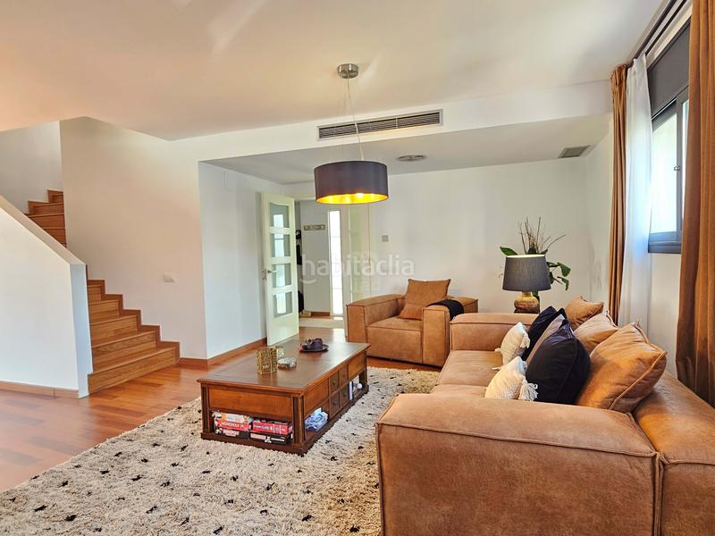Foto 7538b8a1-bb09-4b7d-8888-f95cc3e55297. Casa bifamiliare con riscaldamento parcheggio in Centre Sant Pere de Ribes