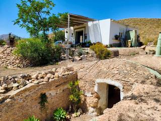 Maison à Hondón de las Nieves