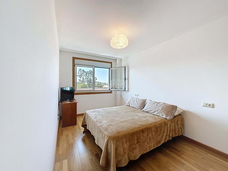 Foto d3d1a65e-f1d6-4b44-8554-2ee59a0bae0b. Pis a lg vinquiño-padriñan 25a a Sanxenxo pueblo Sanxenxo