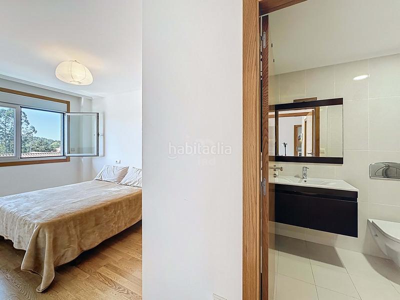 Foto da3728c4-fb93-4d05-81b5-cdf408f48f72. Piso en lg vinquiño-padriñan 25a en Sanxenxo pueblo Sanxenxo