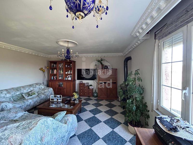 Foto b0a14fcf-1a5c-4145-997b-7e0650891ee5. Casa en Sariegos