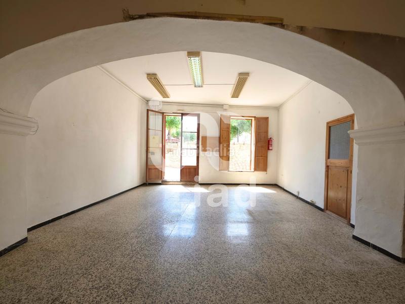 Foto c19926cf-e51a-4ccd-af68-e59e22dd6134. Alquiler local comercial en Campanet