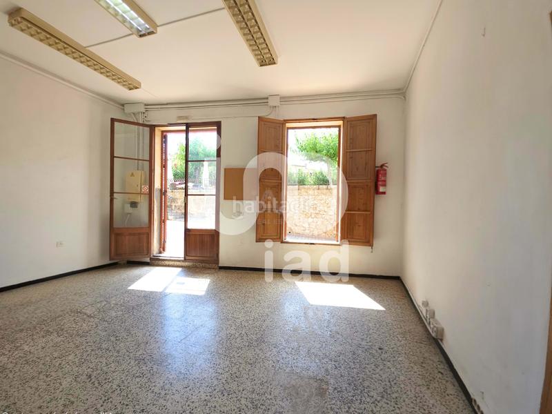 Foto 424a0e5e-9773-4eb6-b3ac-3daa9b653a17. Lloguer local comercial a Campanet