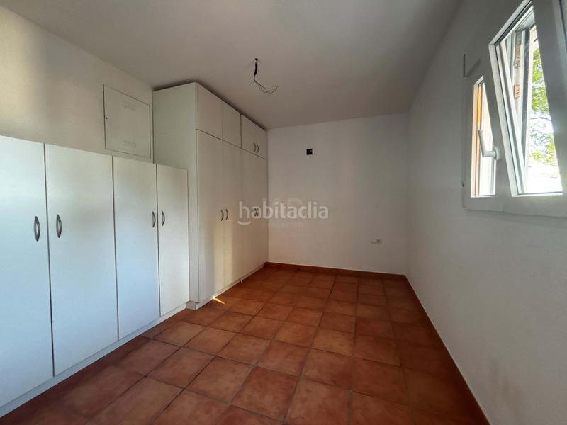 Foto 46d9ba2e-2de7-47b3-abbd-b5d61965e3a9. Casa bifamiliare con riscaldamento parcheggio piscina in Dénia