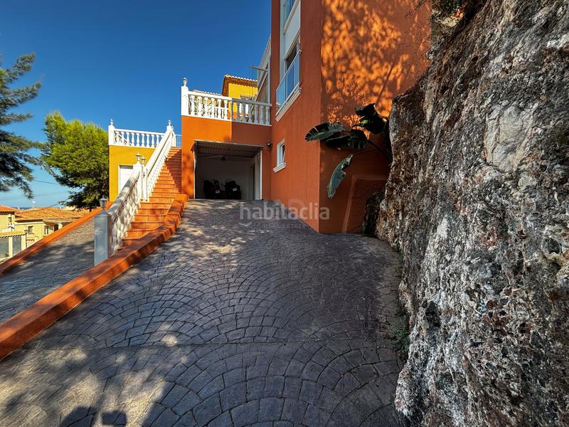 Foto 46f98c1a-d58c-4b57-8259-be88394583d7. Casa bifamiliare con riscaldamento parcheggio piscina in Dénia