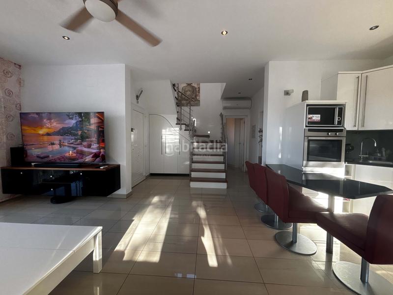 Foto 644e8fb1-3f83-44ee-9baf-91dd52c6c974. Casa bifamiliare con riscaldamento parcheggio piscina in Dénia