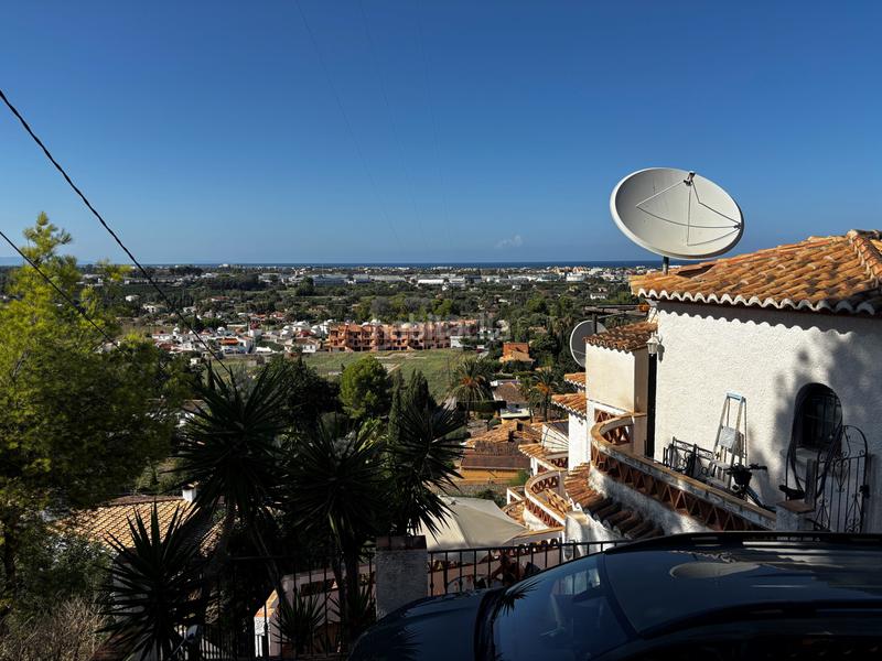Foto d89184f2-5f20-49d9-9c5e-de7b6ef1153f. Casa bifamiliare con riscaldamento parcheggio piscina in Dénia