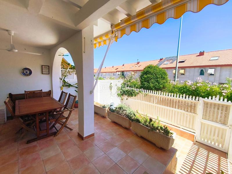 Foto 79a93ddf-754d-4c87-8bdb-d073d4d724b7. Casa in calle de la dorada 3 3 in Cabo de las Huertas Alicante