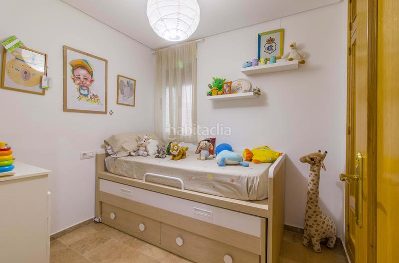 Foto 3112a63c-1152-4dd4-b329-1aadf193ada4. Etagenwohnung mit heizung in Isla Chica Huelva