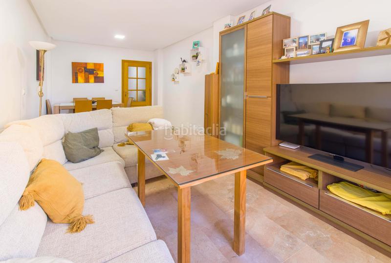 Foto f1cabd35-70cf-49e3-aecb-765c1f796415. Etagenwohnung mit heizung in Isla Chica Huelva