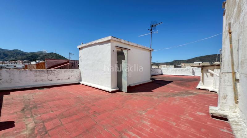 Foto 08ba3bfc-e7ca-41c7-823d-e4309580a2f5. Edifici a Pego