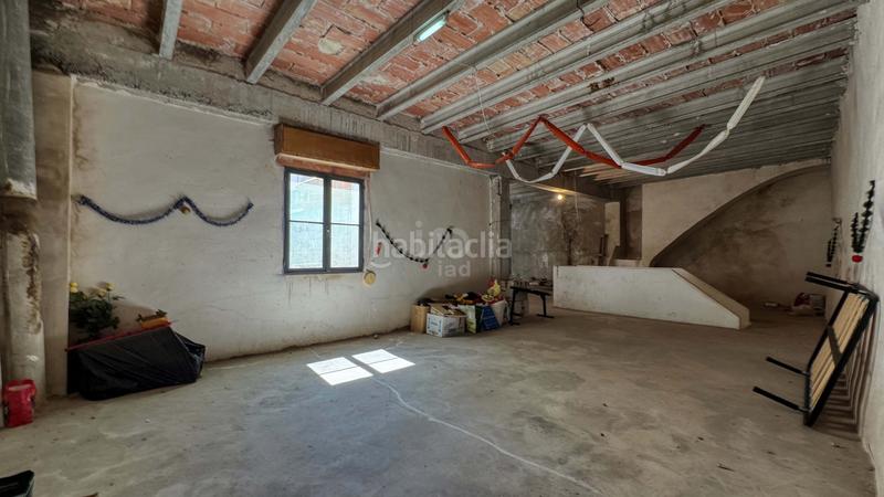 Foto 7f25f8b6-04e0-4fb6-acd7-28c35a5f49e3. Edifici a Pego