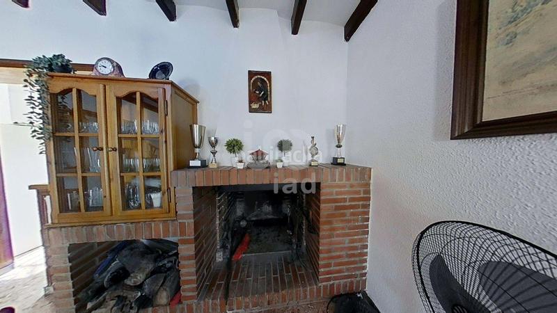 Foto c7879dad-7048-4246-80b8-fbda93ffefe4. Maison avec parking piscine dans Ibi