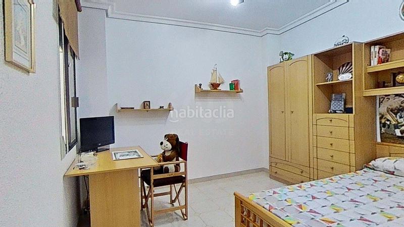 Foto 75205a4f-8a5e-4ffa-a903-3b60c7e50674. Casa amb aparcament a Centre La Ràpita