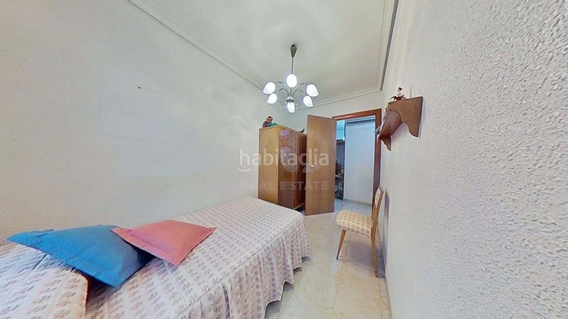 Foto 5fe1f4c2-4fe3-4422-8a51-be3045a2fc02. Casa amb aparcament a Centre Sant Carles de la Ràpita