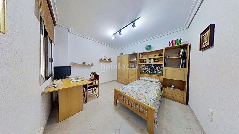 Foto 1a8c7d4d-8ca6-408d-a6a5-70a0431c6d71. Maison avec parking dans Centre Sant Carles de la Ràpita