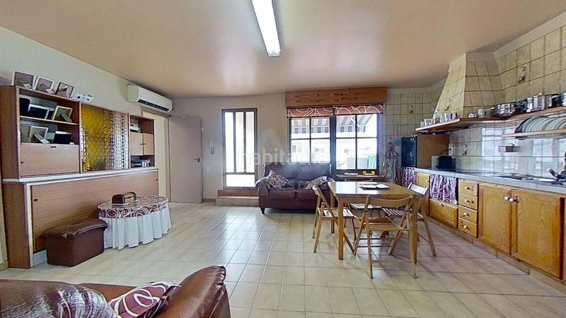 Foto cc772c06-9790-41a2-b65a-82807af3e059. Maison avec parking dans Centre Sant Carles de la Ràpita