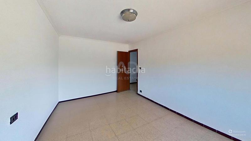 Foto 1ac79057-8ccf-4328-997d-b465faf930f4. Chalet mit parking pool in Alzabares Elche / Elx