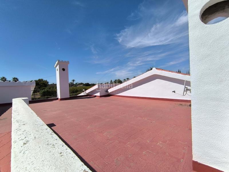 Foto 0ad5d53d-16d2-4328-bd2d-063cc8f61d32. Chalet with parking pool in Alzabares Elche / Elx