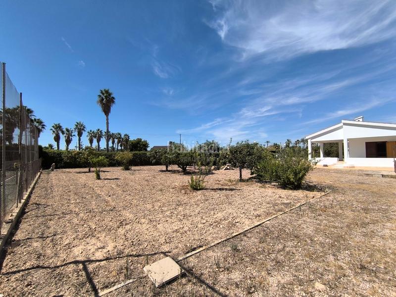 Foto 4f6adf48-8cf9-43ff-bf83-7da521871603. Chalet en Alzabares Elche / Elx