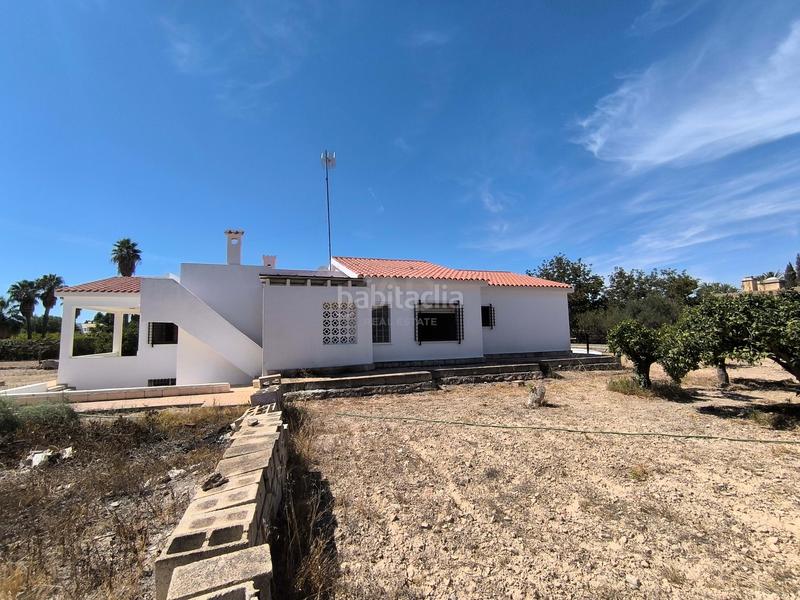 Foto b7ea483e-9663-443c-8f1e-d131e764bee5. Chalet en Alzabares Elche / Elx