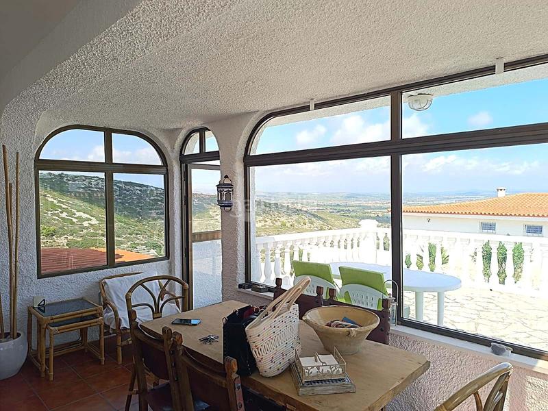 Foto 81b72cc3-c989-466c-b7ff-0b3811e9ca09. Casa amb calefacció aparcament piscina a Las Atalayas-Urmi-Cerro Mar Peñíscola