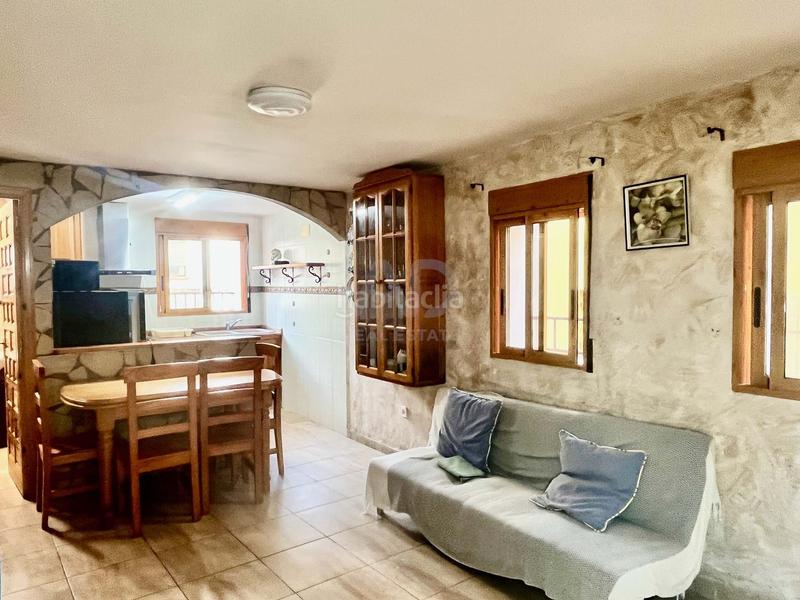 Foto 6cb6d58a-fc00-4fb1-974d-573c0018cd4c. Casa en Casco Urbano Vinaròs