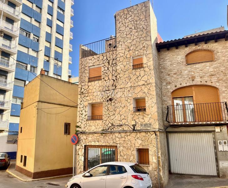 Foto ce5c2932-554a-4887-8f69-ee515a8efde2. Casa en Casco Urbano Vinaròs
