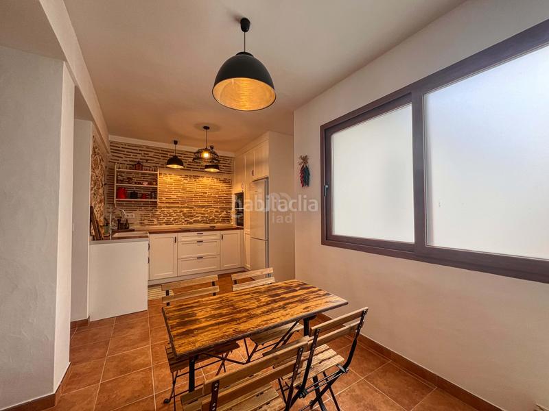 Foto e15269ac-1359-4870-99cc-e0ee99919207. Edificio in Centro Urbano Dénia